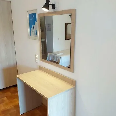 Elpiniki Трулос