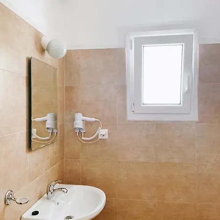 Aparthotel Elpiniki Troulos