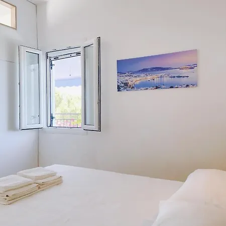 Aparthotel Elpiniki 2*