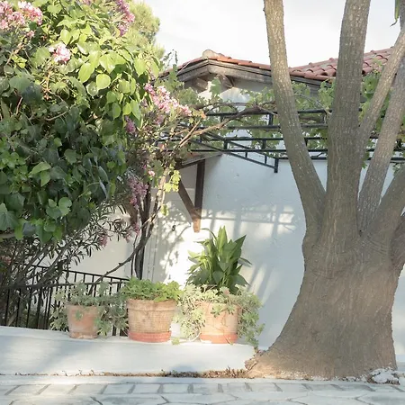 Elpiniki Appart hôtel 2*