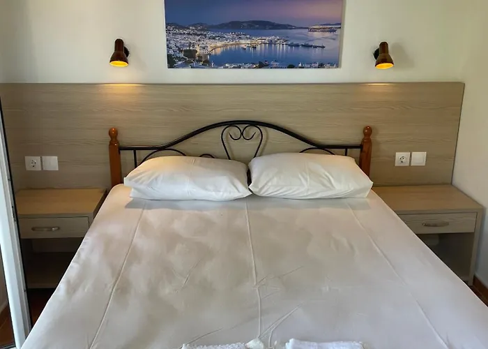 Aparthotel Elpiniki 2*