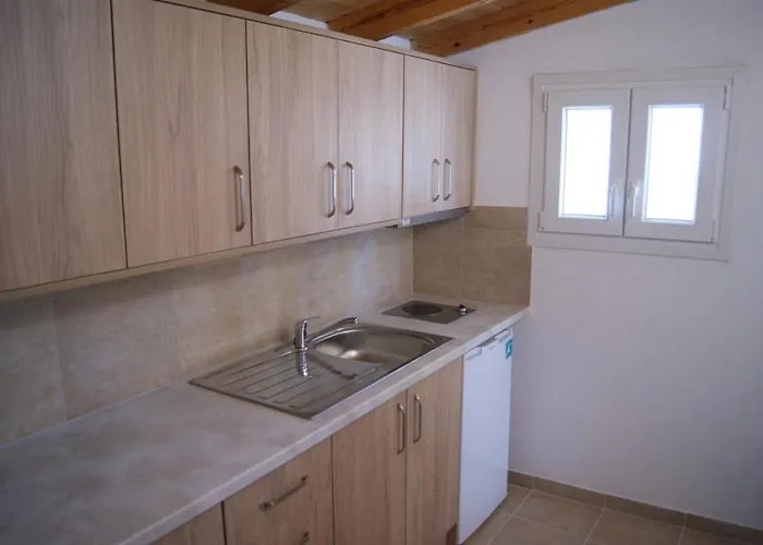 Aparthotel Elpiniki Troulos